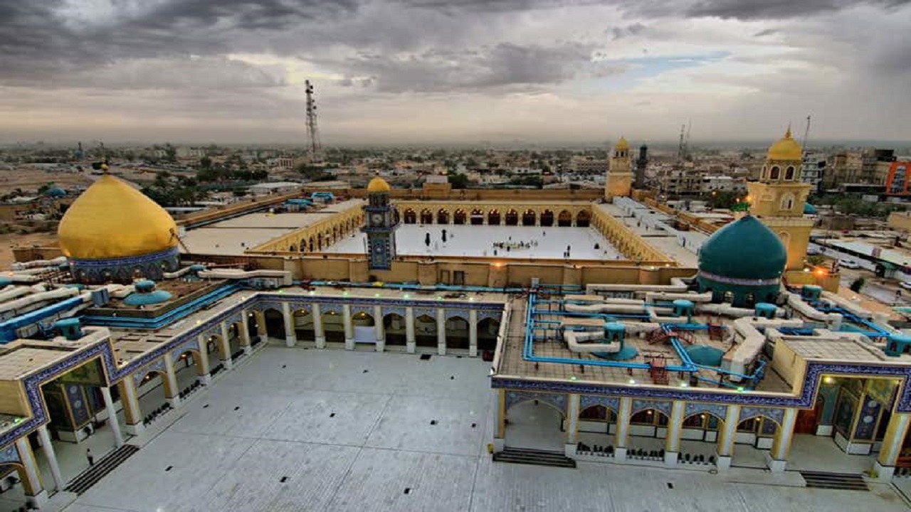 فیلمی از حضور زائران در مرقد هانی بن عروه و مسجد کوفه