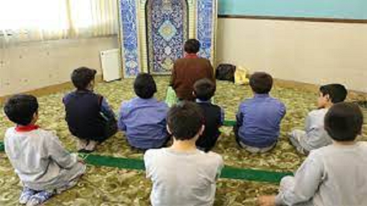 لزوم ترویج و برپایی نماز در مدارس استان کهگیلویه و بویراحمد