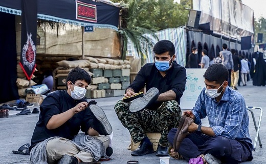 موکب داری اصفهانی ها و واکس زدن کفش ها