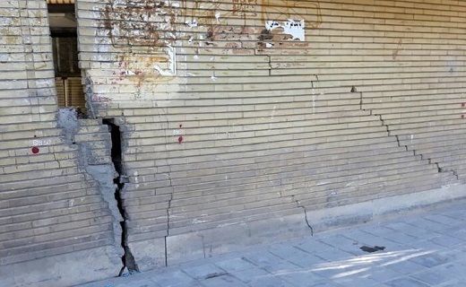 فرونشست دردیوار