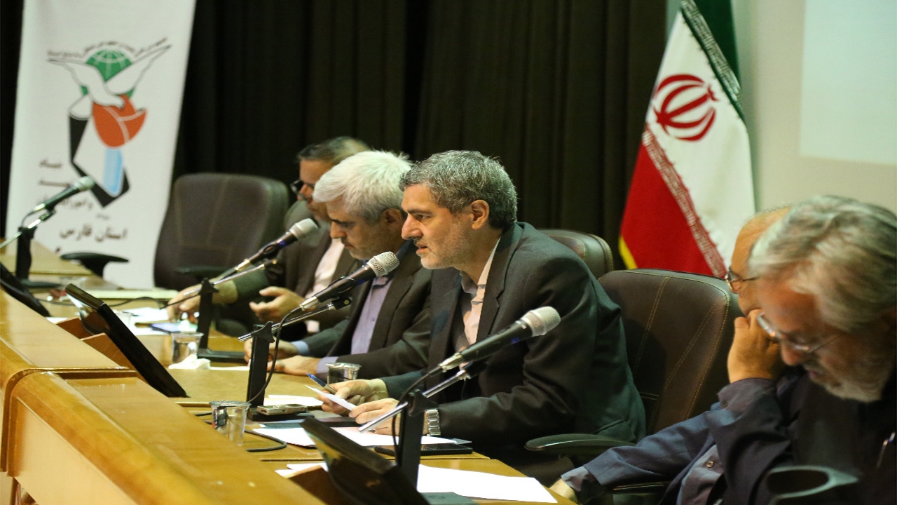 مشکلات جامعه ایثارگری فارس با جدیت دنبال شود