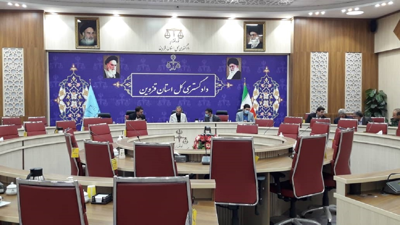تاکید دادستان قزوین بر تخریب تمامی آثار تصرفات غیرقانونی اراضی
