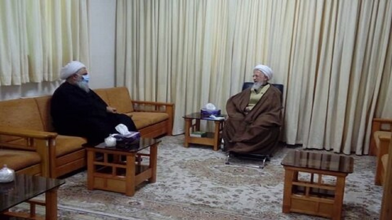 آیت الله جوادی آملی: حوزه نباید نهال فروشی کند