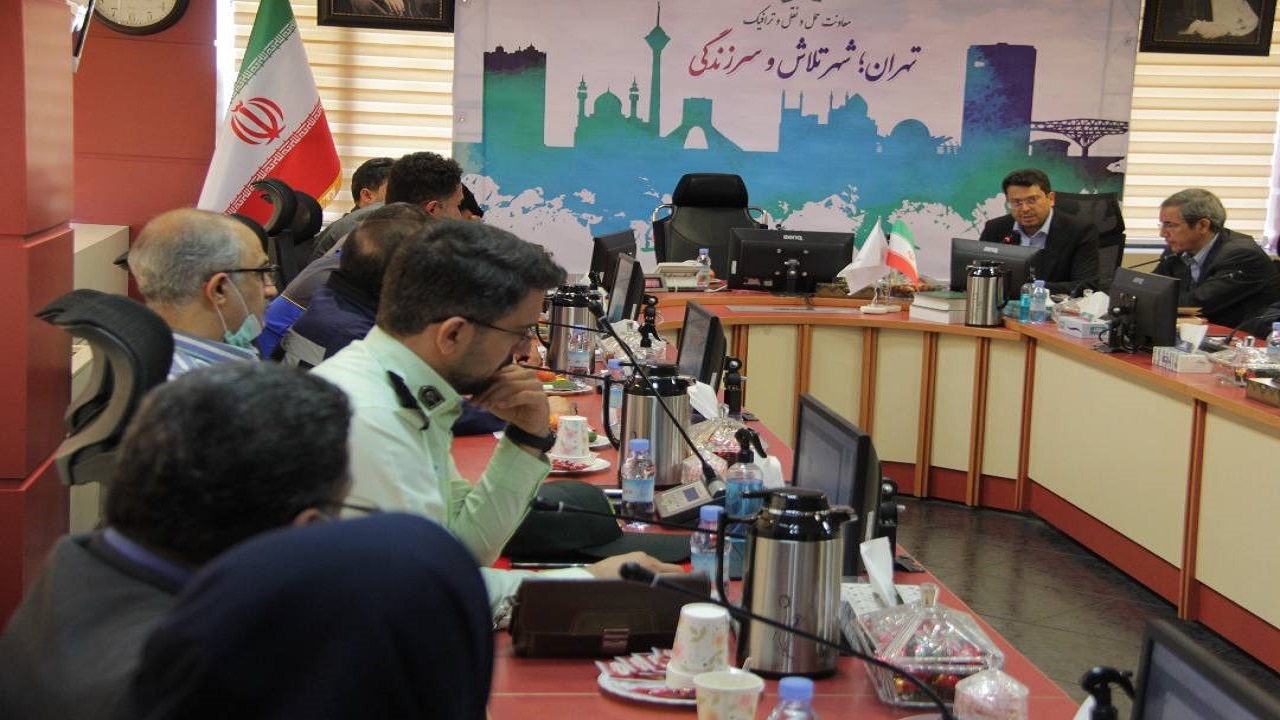 ساعات کاری ادارات از اول مهر شناور می‌شود