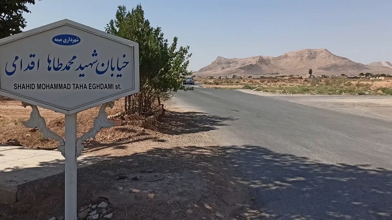 محور روستایی پرتردد اما بدون روشنایی و علائم ترافیکی