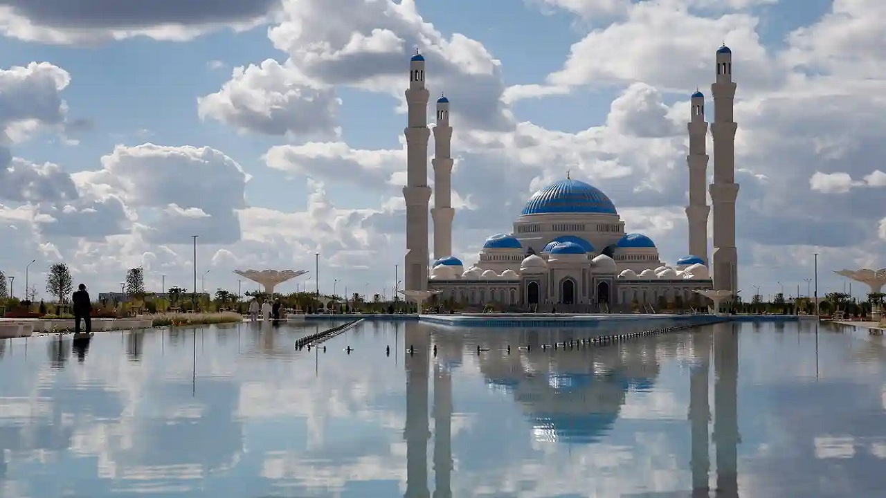 موافقت قزاقستان با تغییر نام پایتخت از «نورسلطان» به «آستانه»