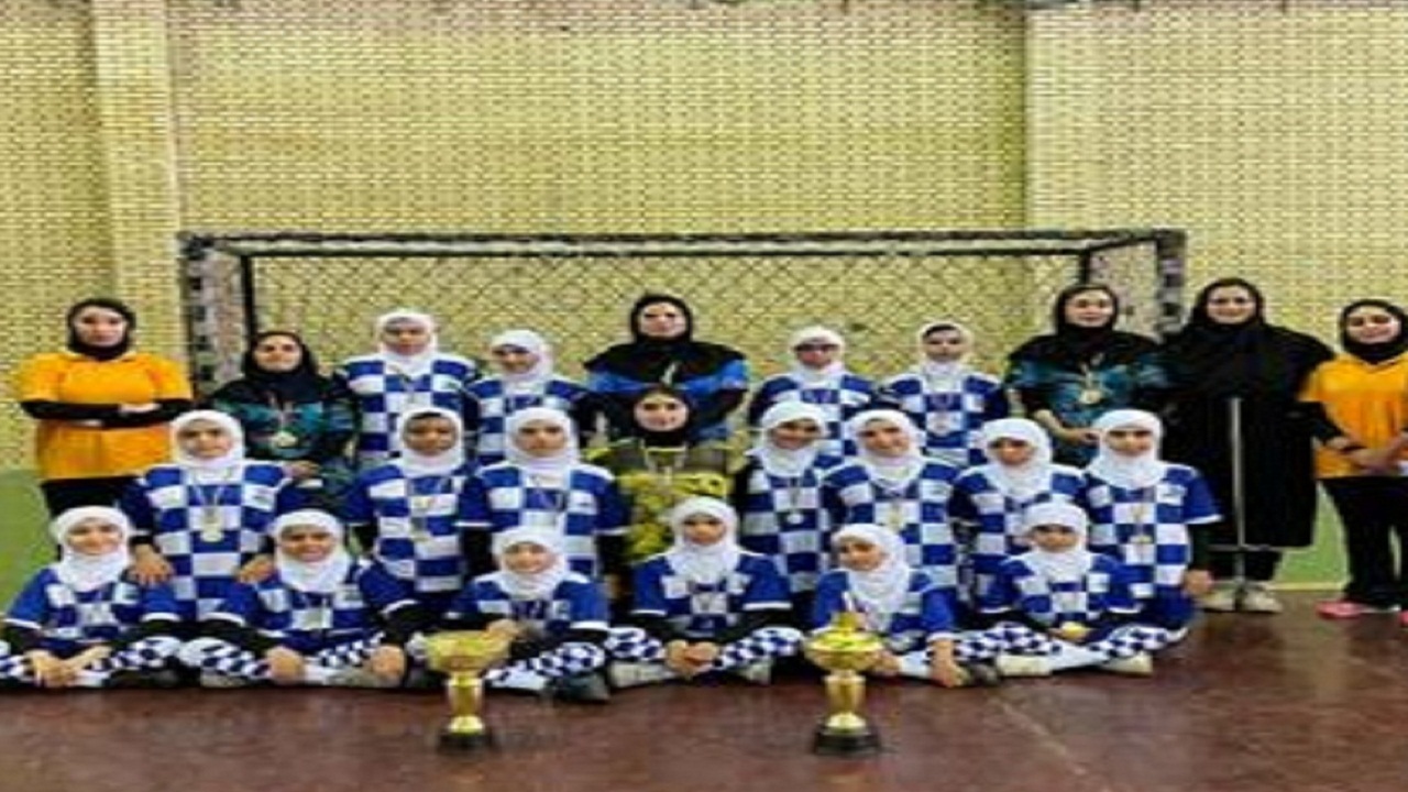 دختران همدانی قهرمان رقابت های هاکی زیر ۱۴ سال کشور