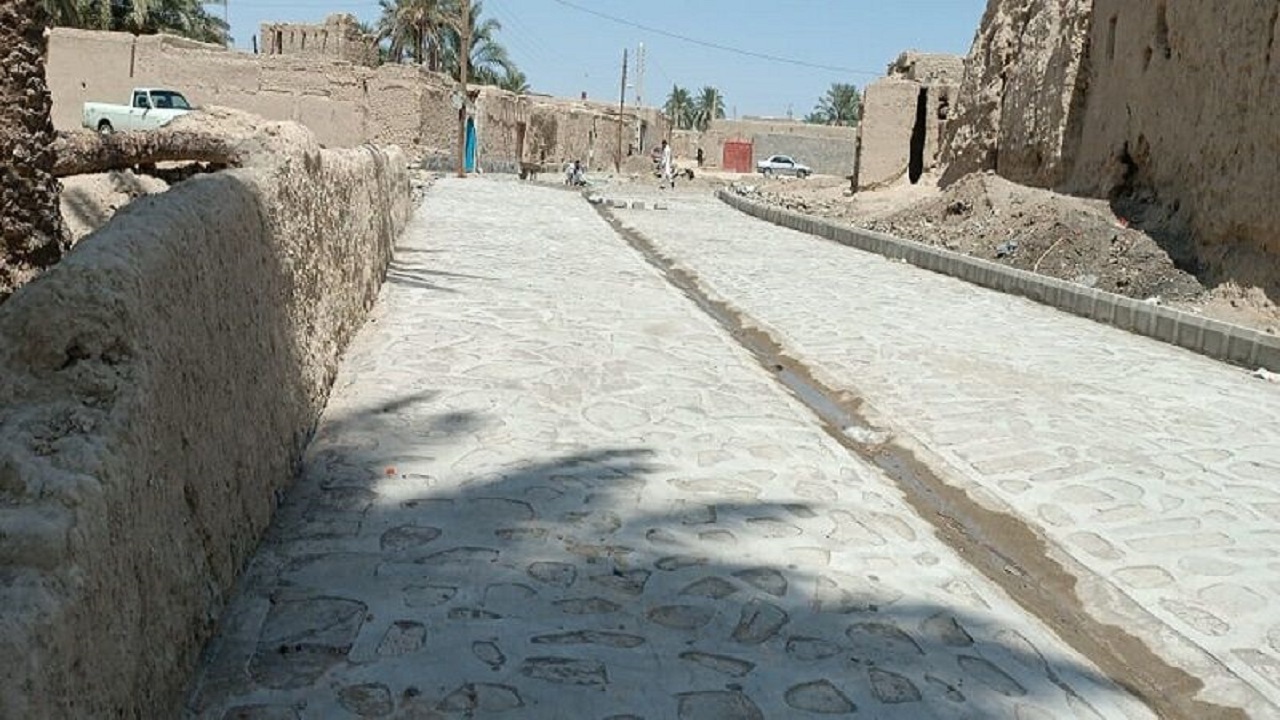 بهسازی معابر کهنه قلعه شهر سراوان