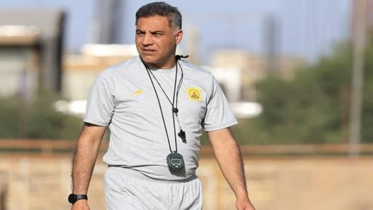 سرمربی صنعت نفت آبادان برکنار شد