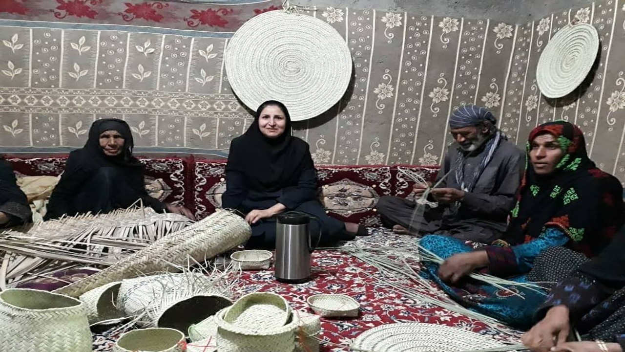 ۱۶ طرح پشتیبان صنایع‌دستی در کرمان، مشمول تسهیلات شدند