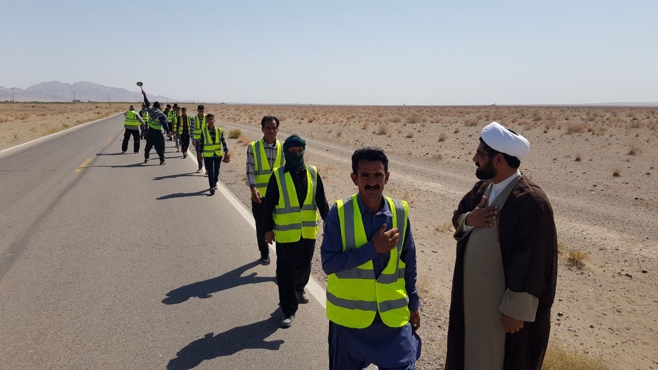 آیین پیاده روی به مشهد الرضا در پایان ماه صفر