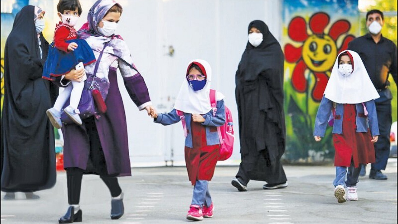 بیش از ۳۰۰ هزار دانش آموز همدانی آماده ورود به مدارس