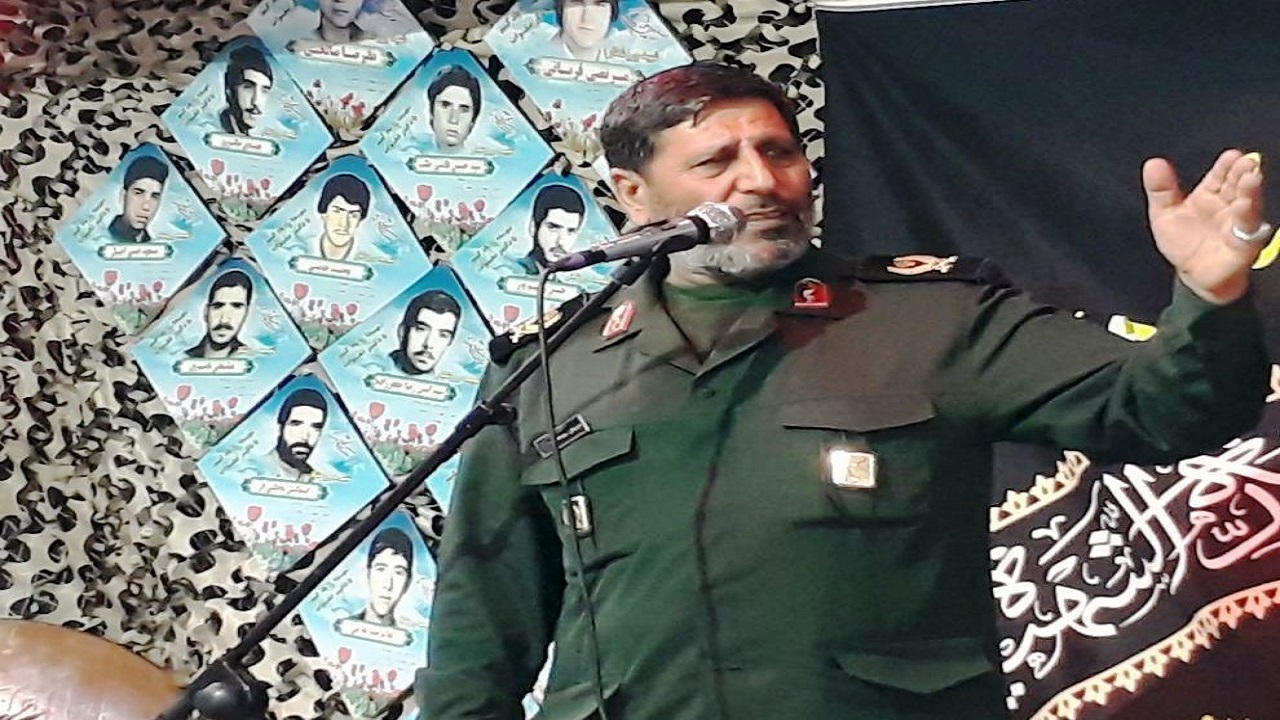 جهاد تبیین خنثی کننده فتنه دشمنان است