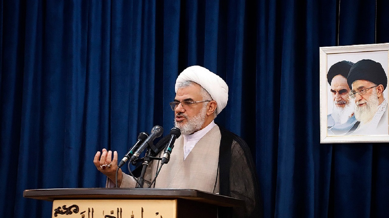 پیاده روی اربعین مقدمه ای برای ظهور امام زمان (عج)