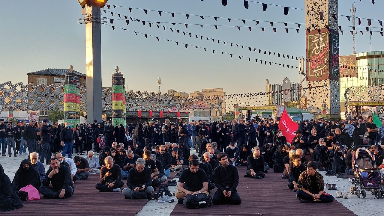 پیاده روی اربعین حسینی در تهران از میدان امام حسین تا حرم شاه عبدالعظیم حسنی