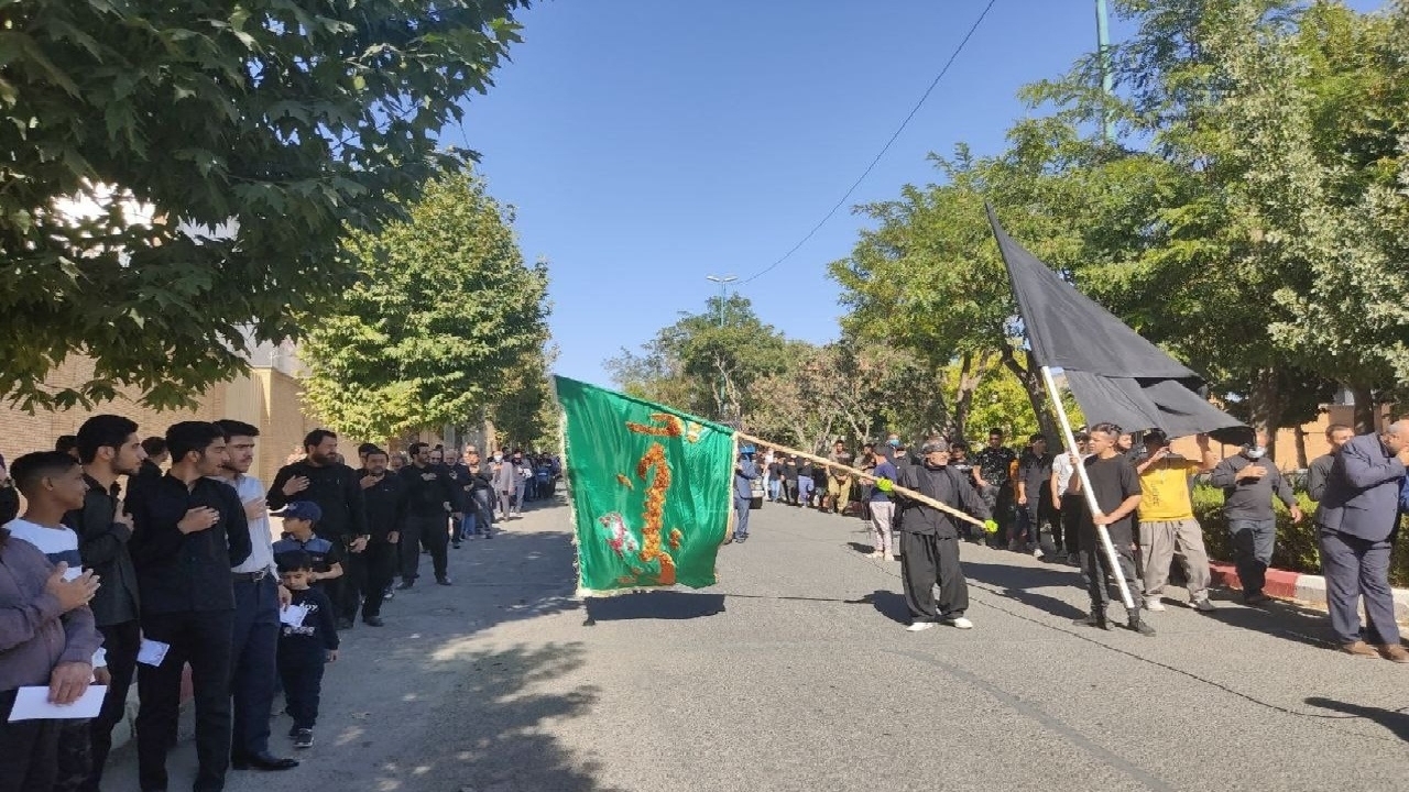 مراسم پیاده روی اربعین در کردستان