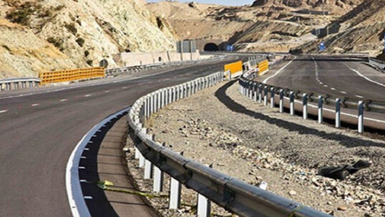مسیر برگشت کنار گذر اسدآباد زیر بار ترافیک رفت