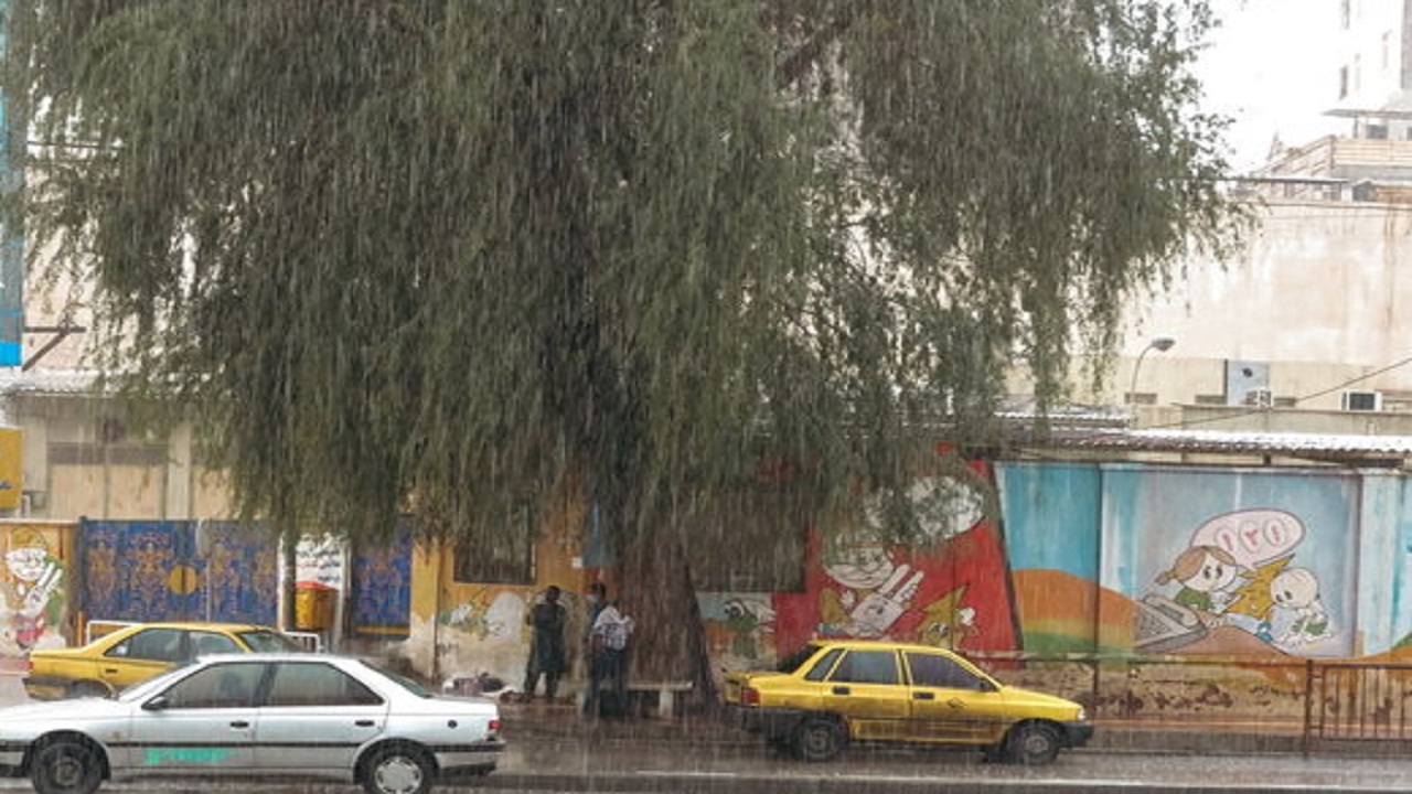 احتمال بارش پراکنده در غرب و جنوب اصفهان وجود دارد