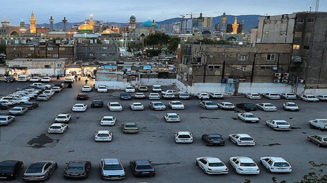 مشکل کمبود پارکینگ زائران با ایجاد موقت امکانات بر طرف نمی‌شود