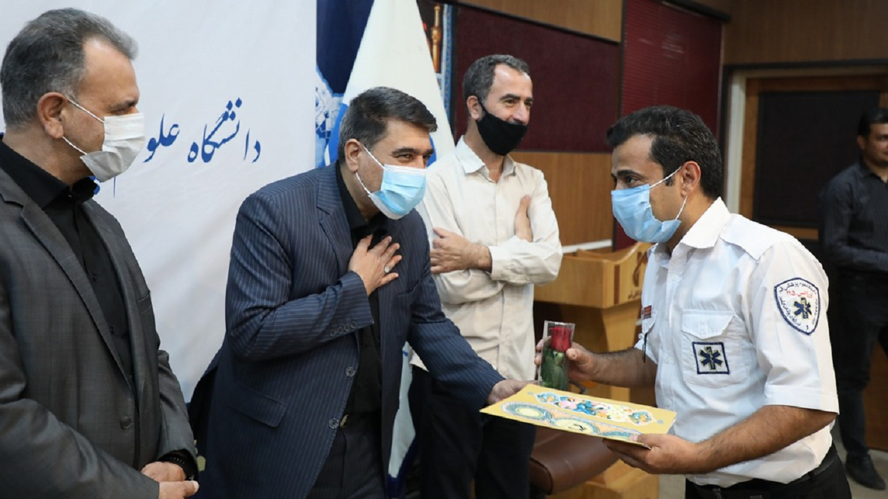 از سپیدپوشان اورژانس قم تجلیل شد