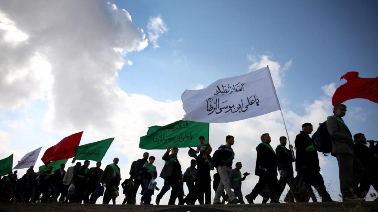 حرکت با پای پیاده به سوی مرقد سلطان طوس