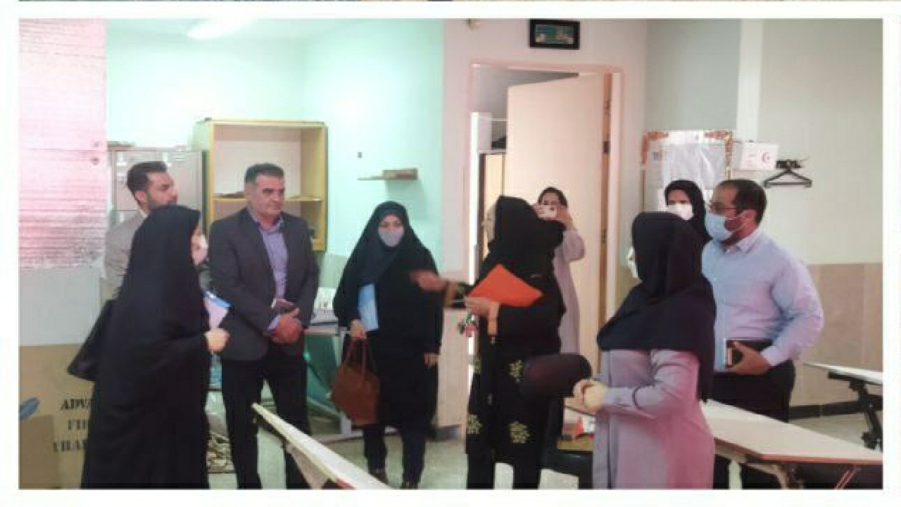 بازدید ناظران وزارتی از مدارس شهرستان تاکستان