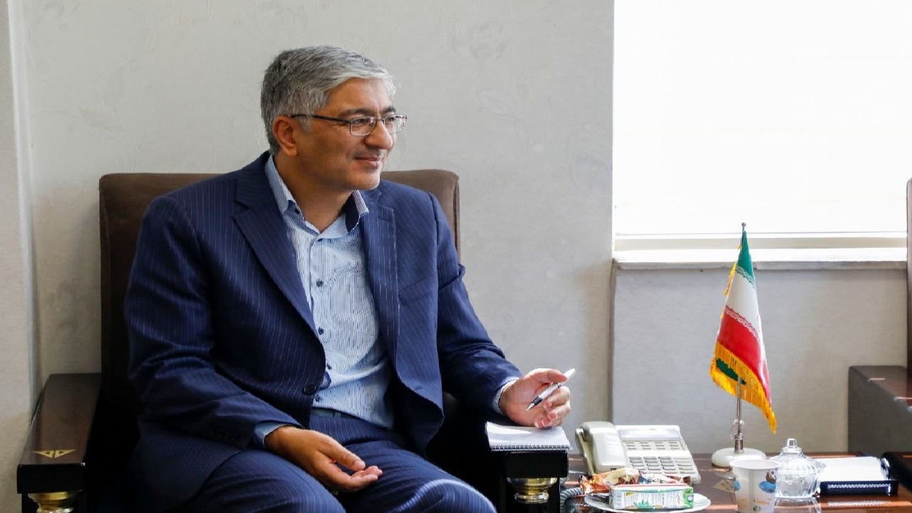 اعلام آمادگی آستان قدس رضوی برای سرمایه‌گذاری در چهارمحال و بختیاری