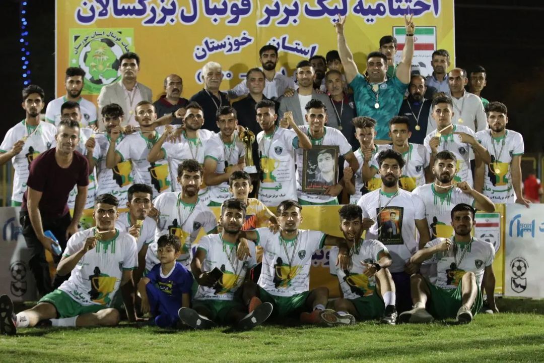 مسئولان شهرستان ایذه ریالی به باشگاه پولاد اکسین کمک نکردند