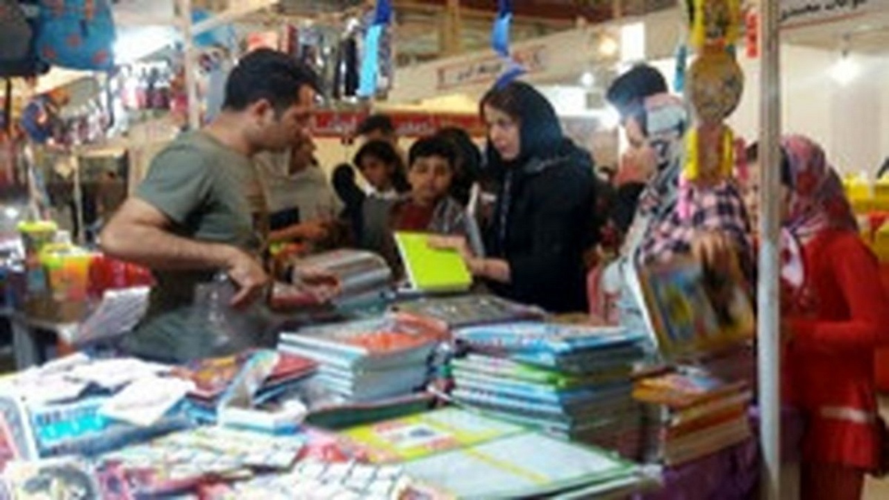 نمایشگاه پاییز تا هفته اول مهر برپا خواهد بود