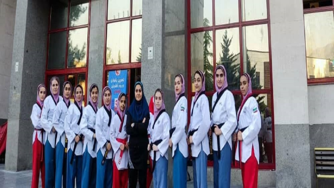 رقابت دختران پومسه روی قمی در جام کشوری نشاط