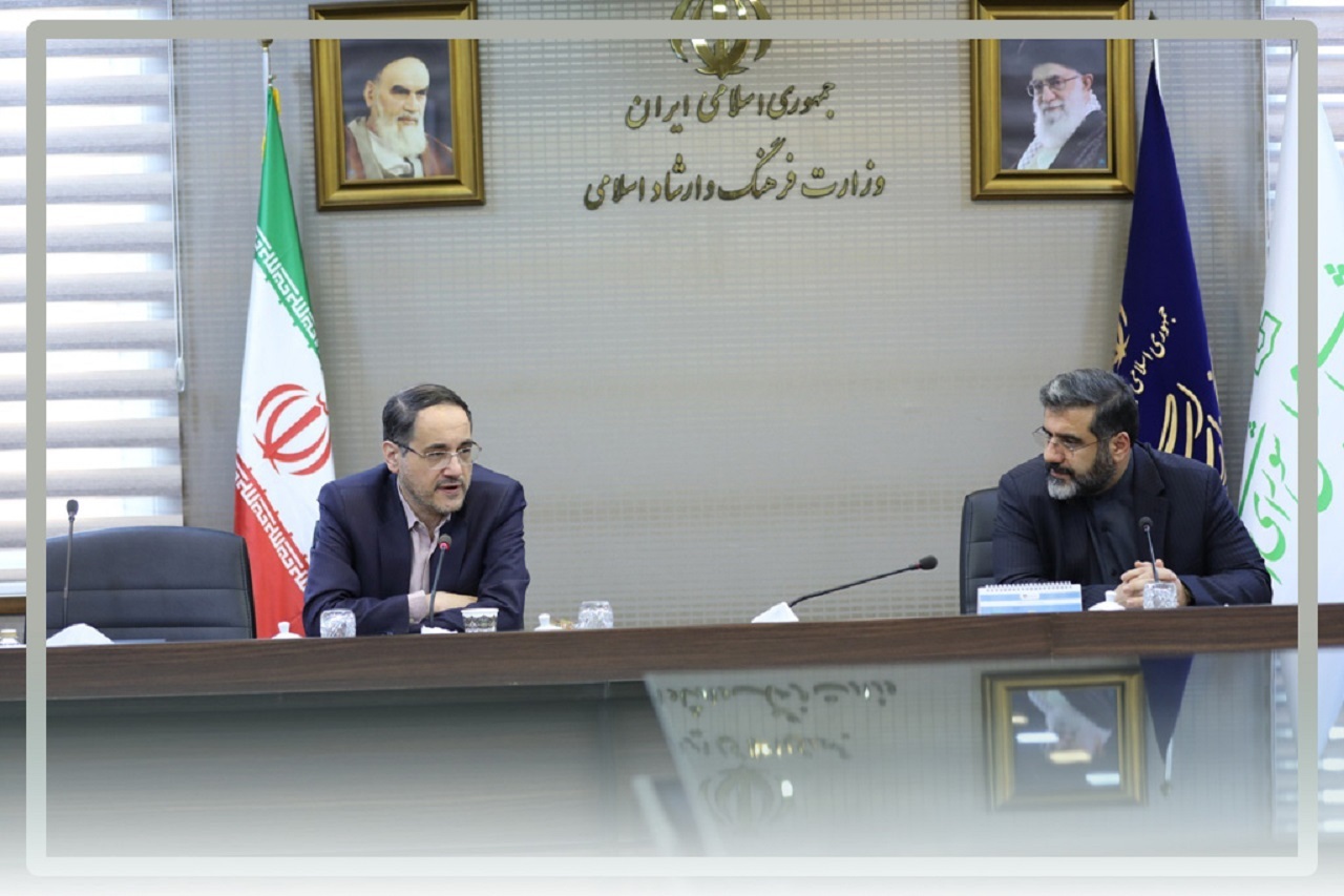 امضای توافقنامه همکاری علمی و پژوهشی بین رئیس مرکز پژوهش‌های مجلس و وزیر ارشاد