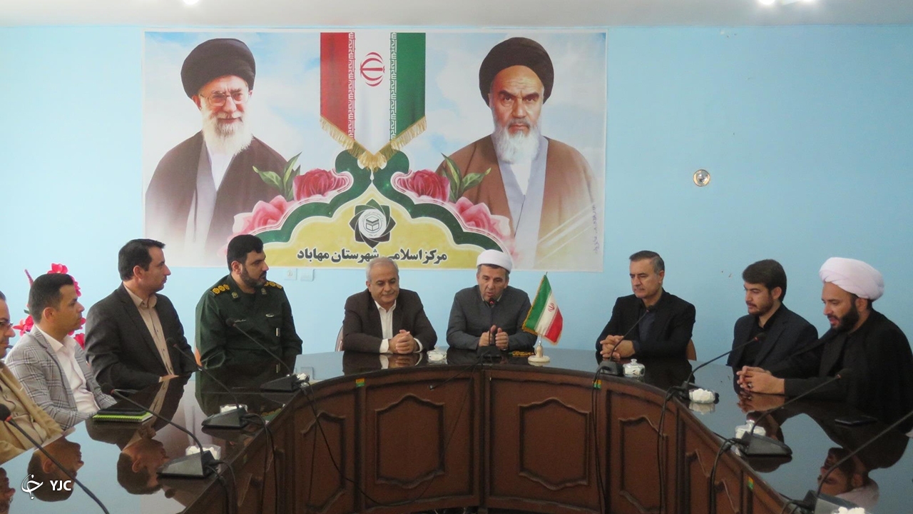 دیدار مسئولان مهابادی با امام جمعه شهرستان