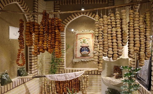 درختان جوزقند