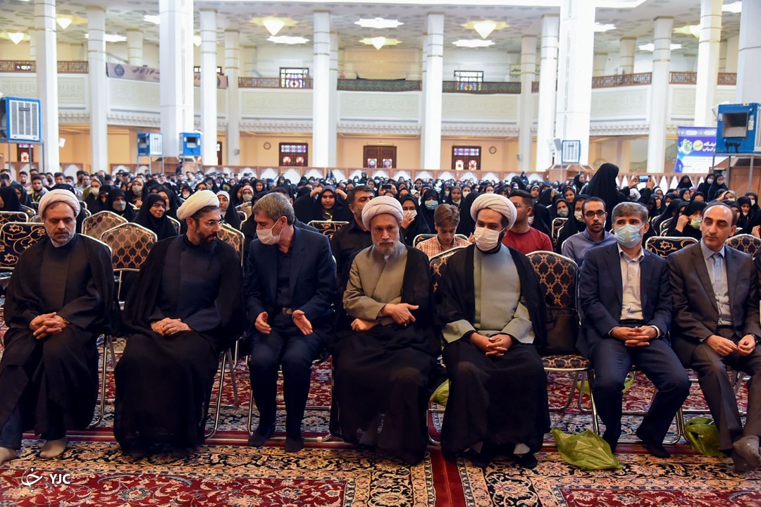 لازمه ایجاد دولت مردمی ایفای مطلوب نقش دانشجویان است