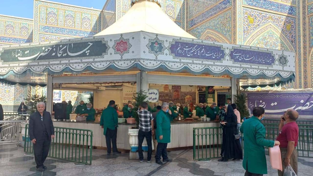 خدمت رسانی رفسنجانی‌ها به زائران امام مهربانی‌ها