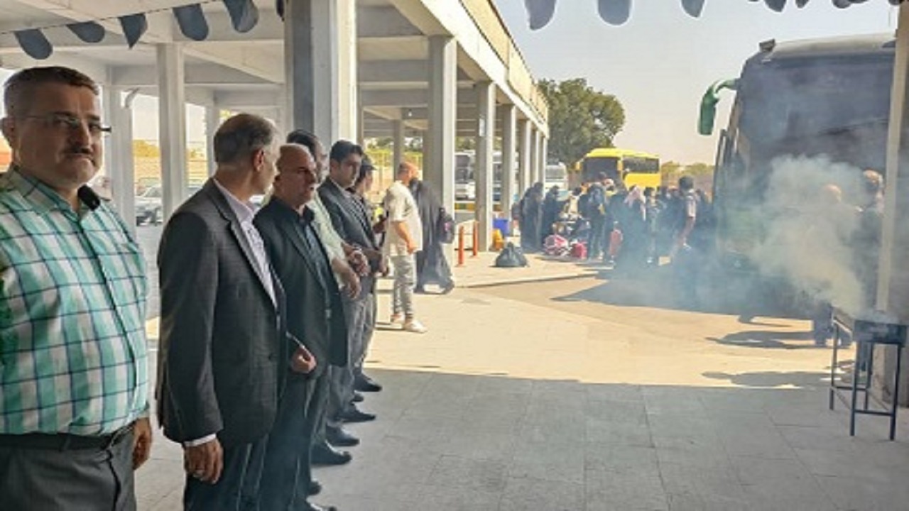 آیین استقبال از آخرین زوار اربعین حسینی در پایانه آزادگان شهرداری قزوین