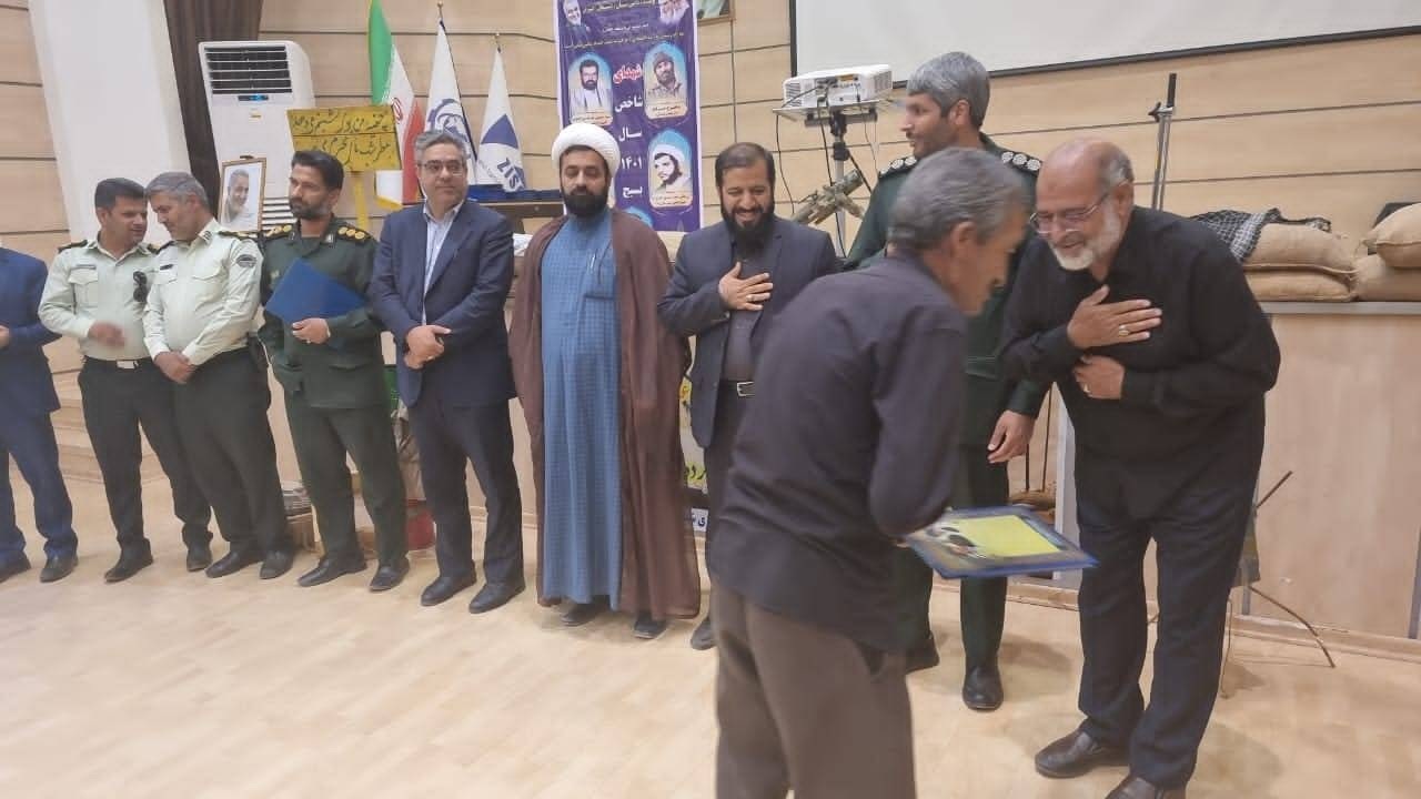 تجلیل از پیشکسوتان دفاع مقدس زرند وکوهبنان