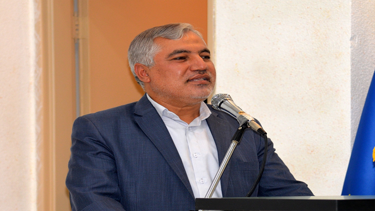 آغاز ساخت ۵ هزار پنل خورشیدی در فارس