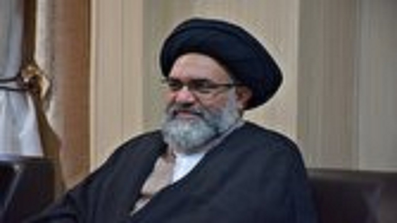هدف دشمن از فتنه اخیر تضعیف نظام و ایران اسلامی است