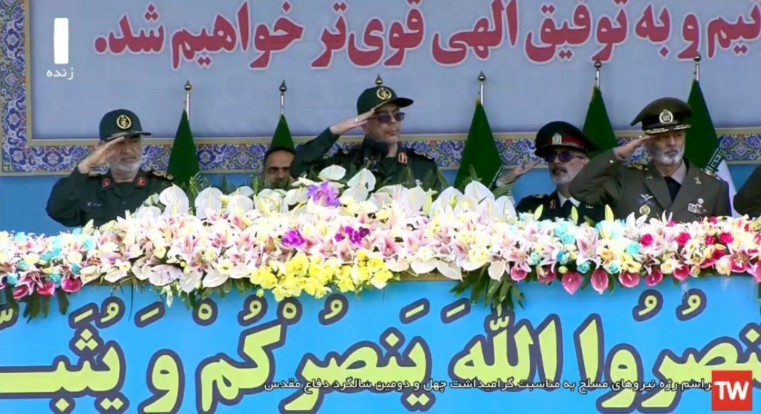 رونمایی از سامانه&zwnj;های موشکی جدید/  سرلشکر باقری: تهدیدی حس کنیم با عناصر صهیونیست برخورد می&zwnj;کنیم