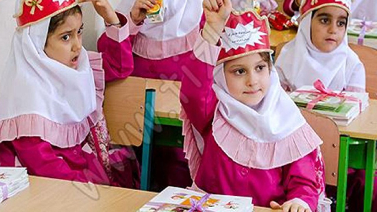 زنگ شکوفه ها در آبادان به صدا درآمد