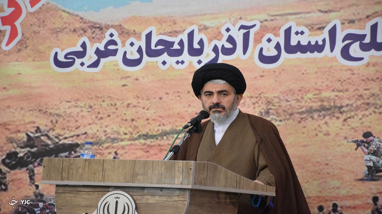 جمهوری اسلامی سرافراز در جهان باقی خواهد ماند
