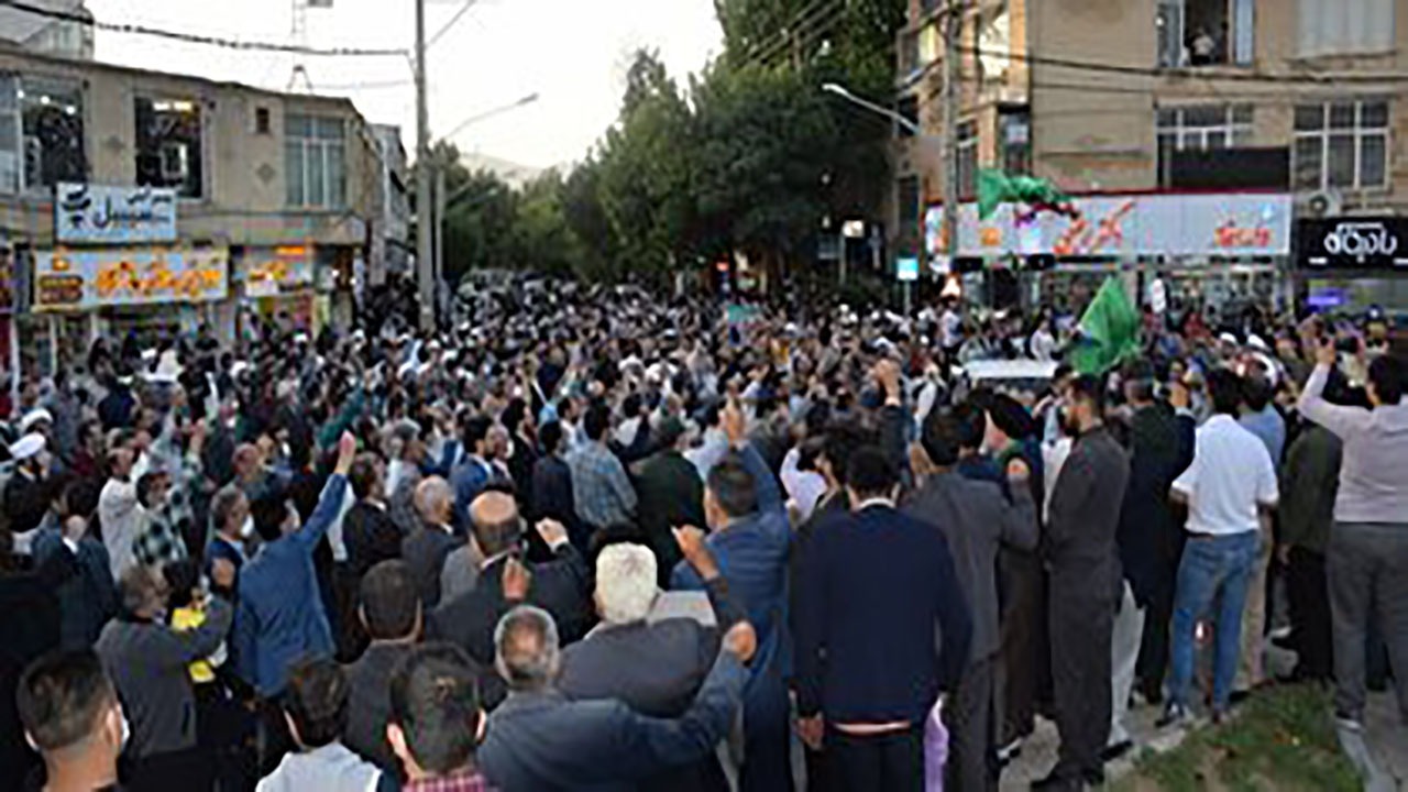 راهپیمایی مردم هرمزگان در محکومیت هنجارشکنی‌های اخیر