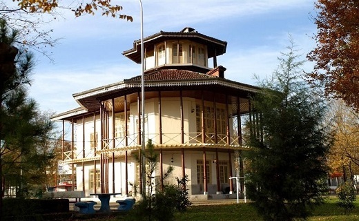 عمارت کلاه فرنگی رشت