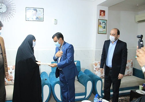 معاون رئیس جمهور وارد بندرعباس شد