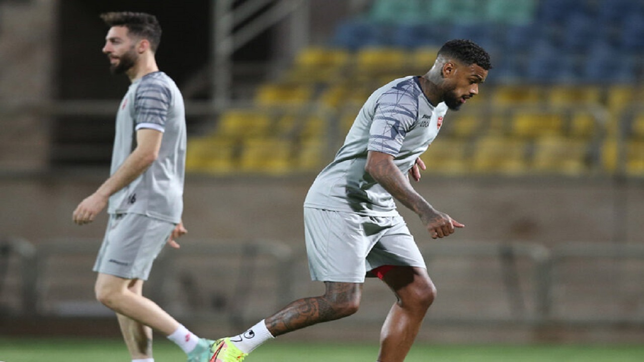 رانندگی، مهم ترین تفاوت ایران و هلند است/ پرسپولیس به قهرمانی عادت دارد
