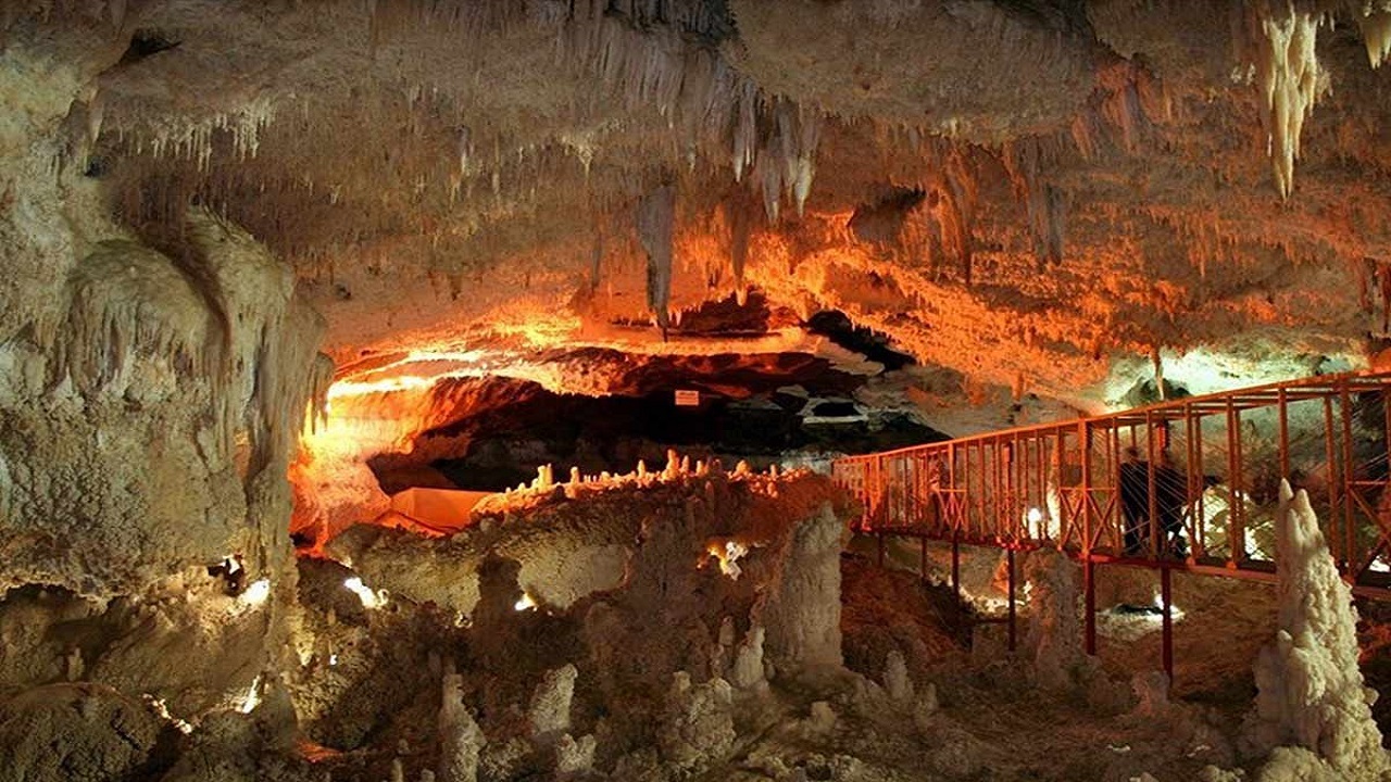 برندسازی در غار کتله خور زنجان