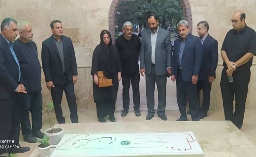 ادای احترام فرزندان &laquo;سایه&raquo; به مقام شهدای گمنام