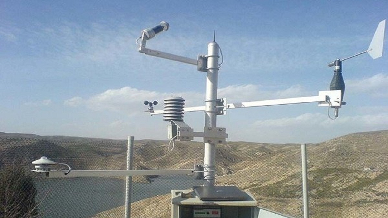بهره‌برداری ایستگاه‌های هواشناسی خودکار استان سمنان به مناسبت هفته دولت