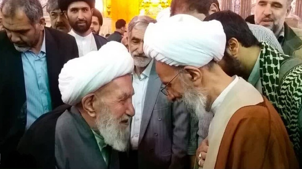 دیدار  آیت الله مصباح یزدی با آیت‌الله ناصری + فیلم